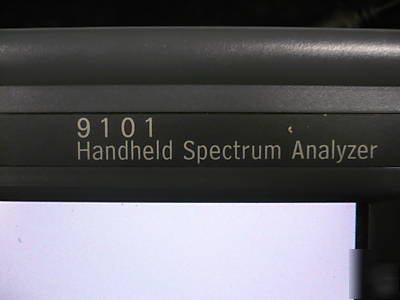 Willtek 9101 handheld spectrum analyzer,100 khz - 4 ghz