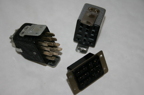 12 way heavy duty plug & socket jones connector FD2B5