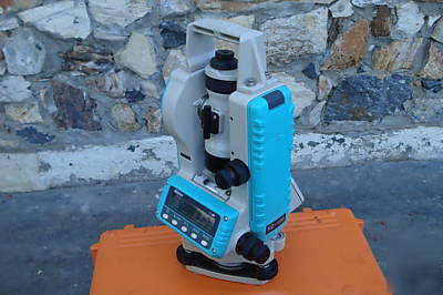 Nikon ne-100 electronic theodolite 