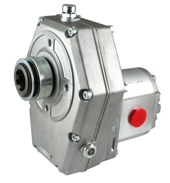 Hydraulic pto gearbox with group 3 pump 68.80 l/min