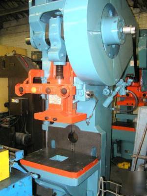 Minster model 10-5 adjustable bed horning press