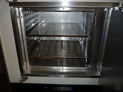 Blue m quartz oven mdl CR07 256 b/c - used 