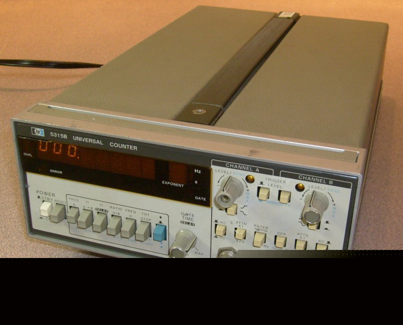 Hp 5315B universal frequency counter w/ option 001