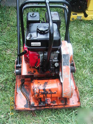 Mikasa mvc-90L vibrating plate compactor mvc 90L