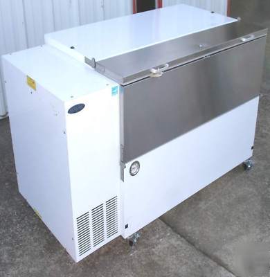 New norlake air-thru open front milk cooler DR122