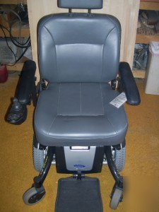 Power wheelchair tdx-sl invacare used 1 week 4 tires