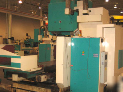 Dah lih large-capacity vertical machining center