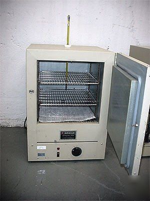 Grieve model RDL218 laboratory drying oven 