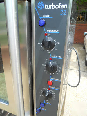 Moffat convection oven E32MS / A25 