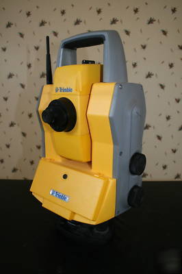 Trimble 5605DR200+ robotic total station