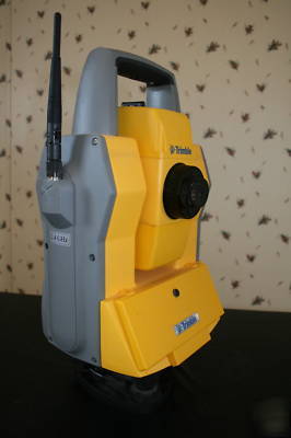 Trimble 5605DR200+ robotic total station