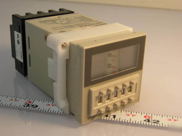 Omron solid state timer H3CA-a with digital setting lcd