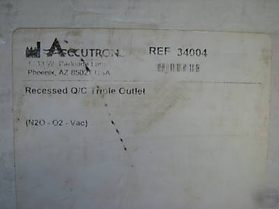 Accutron nitrous recessed q/c triple outlet (N2O-O2-va)