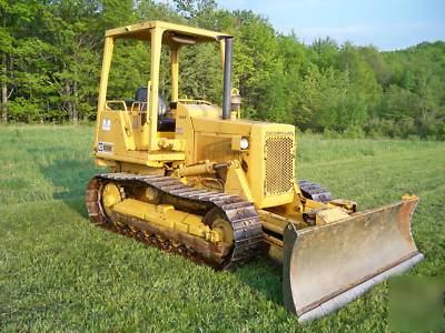 1983 caterpillar D3B