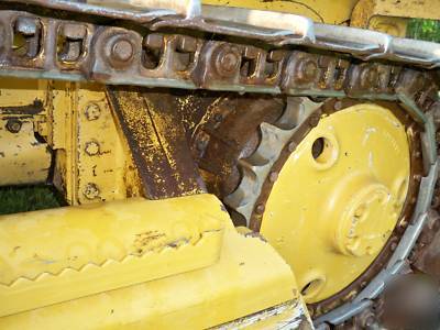 1983 caterpillar D3B
