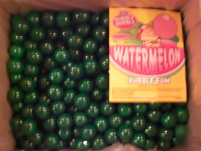 Watermelon gum balls bulk vending CANDY425 1