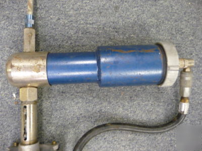 Grover power turbine sealant gun 