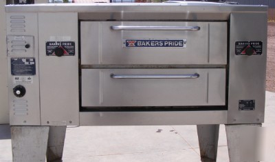 Bakers pride single deck gas pizza oven model GS805