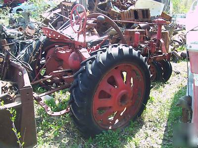 Farmall f-20 tractor. parts or restore.