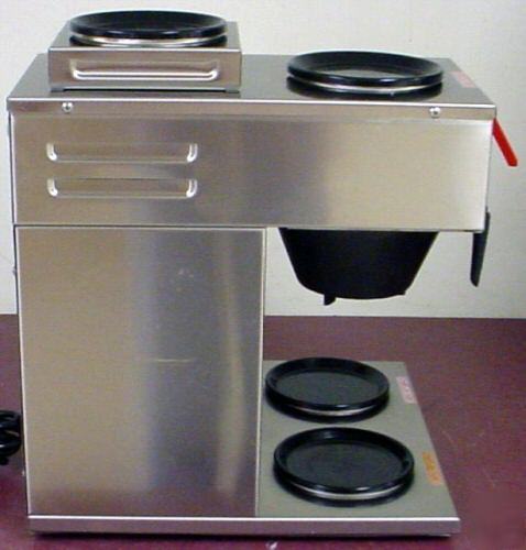 Wilbur curtis alpha 5DSR automatic coffee brewer