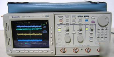 Tektronix tds 754D digital oscilloscope 500MHZ, 4 ch