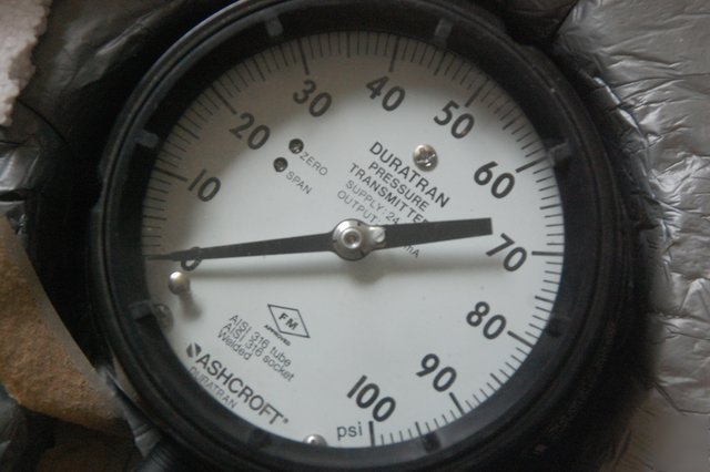 Ashcroft duratran pressure transmitter gauge 100 psi