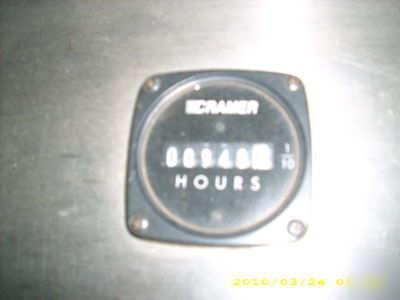 Battery extractor & handling charger