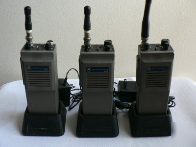 (3) motorola HT90 ht 90 radios complete w/ chargers