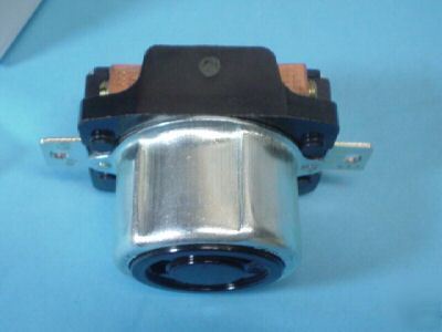 Non-nema locking arrow hart receptacle 50A 250VDC 600VA