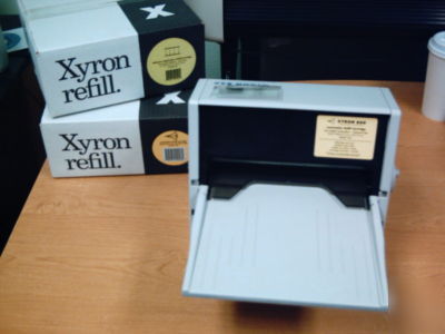 Xyron 850 laminating system - used, works good 