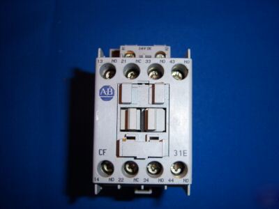 Allen bradley 700-CF310Z ser a contactor 24VDC coil 25A