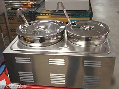 Soup, chili, gravy warmer everything shown w/ 2 ladels