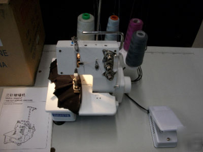 Techsew 3 and 2 needles cover stitch sewing machine