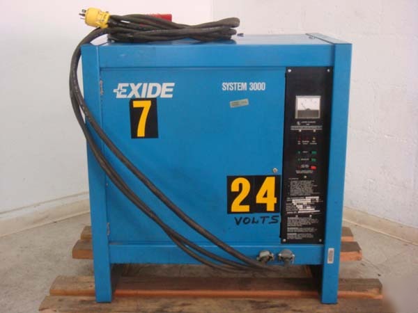 Exide battery charger system 3000 ES3-12-680 output 24V