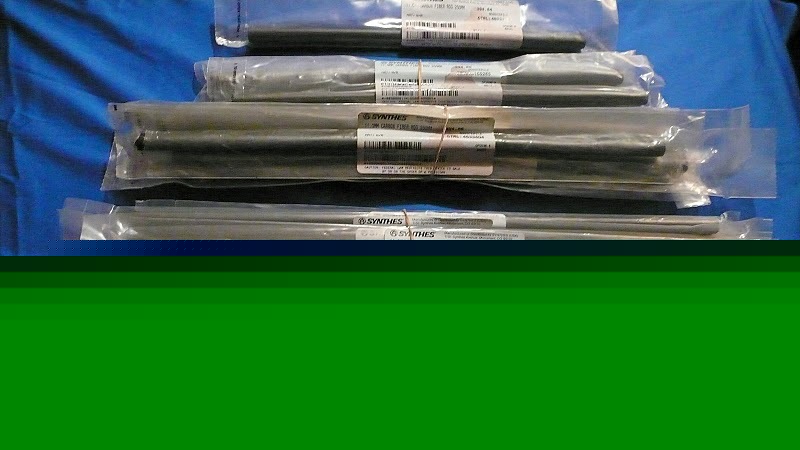 Synthes 394.82-89 11.0MM carbon fiber rods