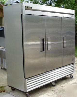 True t-72F commercial 3-door reach-in freezer T72F