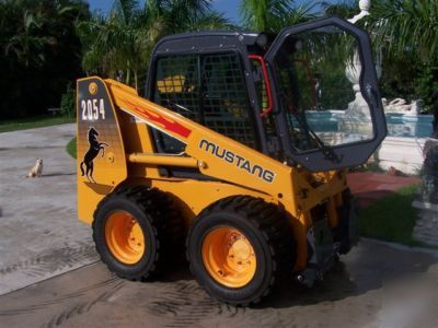 2008 mustang 2054 skid loader 40 hrs