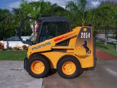 2008 mustang 2054 skid loader 40 hrs