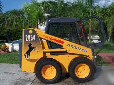 2008 mustang 2054 skid loader 40 hrs