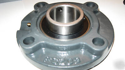 Qty. 1 UCFC209-26 flange unit bearing & 2 UCFC209-28 