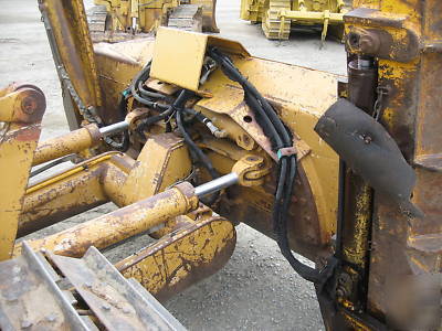 TD9H international dozer, dual slopeboards, ripper