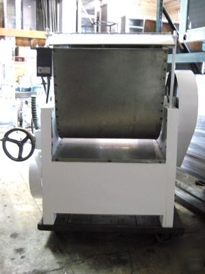 Brothers 200 lbs bakery horizontal dough mixer