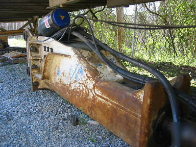 Kent KF27QT hydraulic rock hammer w/ auto greaser