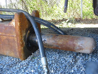 Kent KF27QT hydraulic rock hammer w/ auto greaser