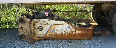 Kent KF27QT hydraulic rock hammer w/ auto greaser