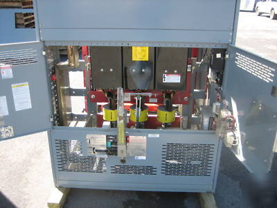 Square d qed BPO364 bolt loc panel 4000 amp a 4W ground