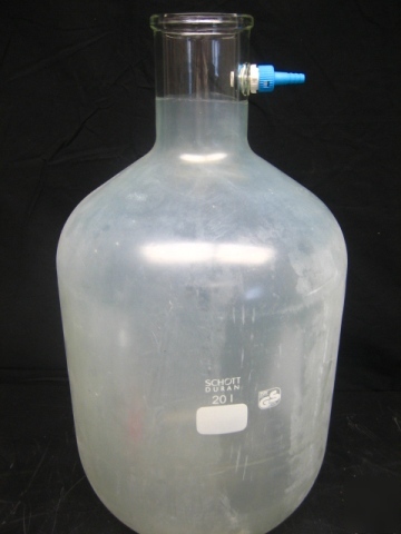 Schott duran 19/20 liter glass carboy with top spout