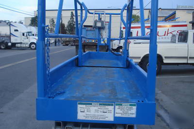 Genie gs-2032 electric scissorlift