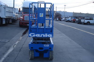 Genie gs-2032 electric scissorlift