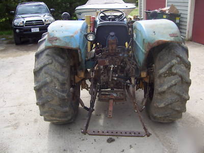 Long 560 60HP diesel tractor with loader